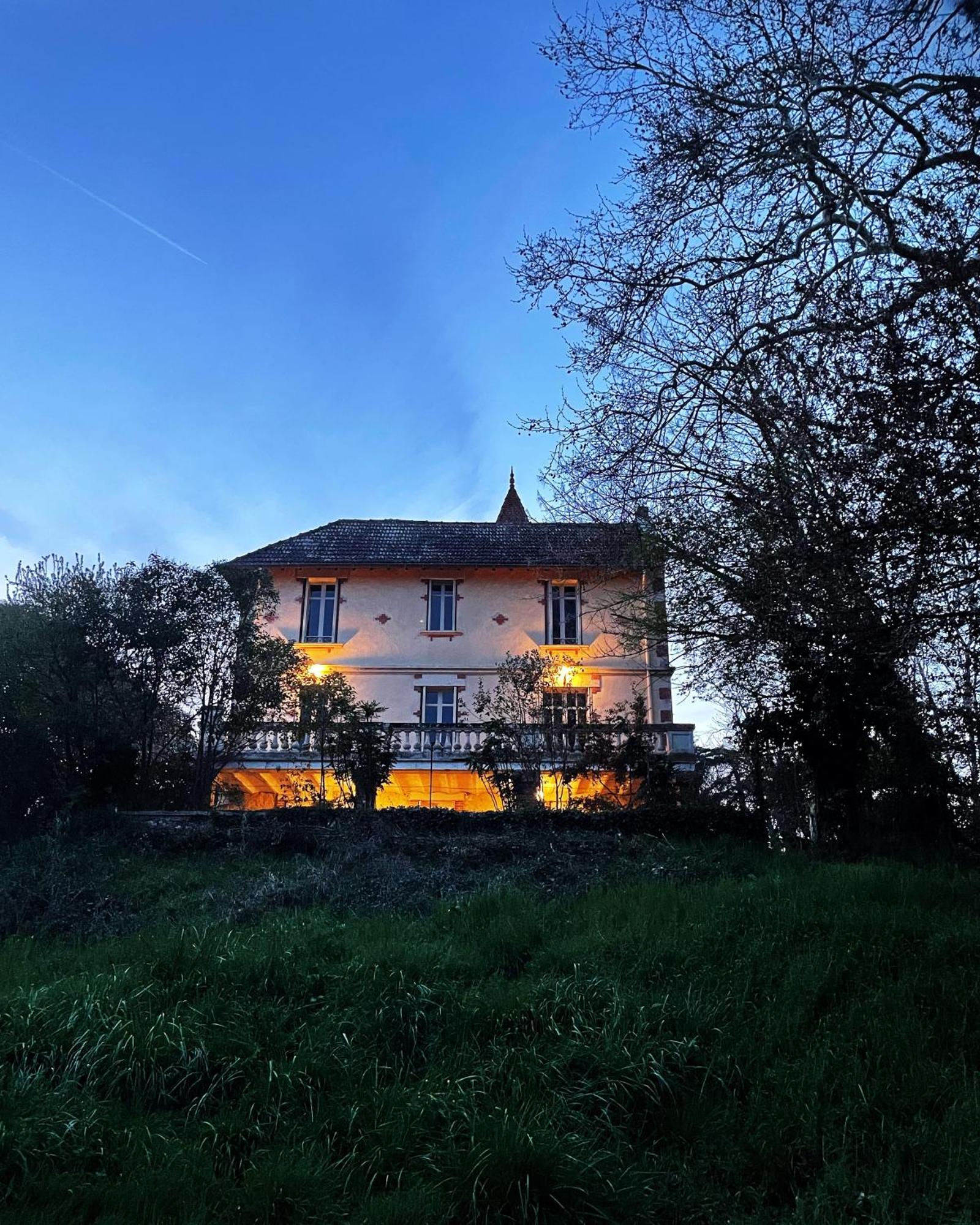 Petit Chateau Le Piot Bed and Breakfast Fleurance Εξωτερικό φωτογραφία